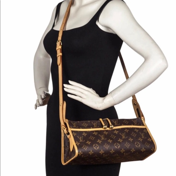 Louis Vuitton Handbags - Authentic LOUIS VUITTON Popincourt Ron Long Strap